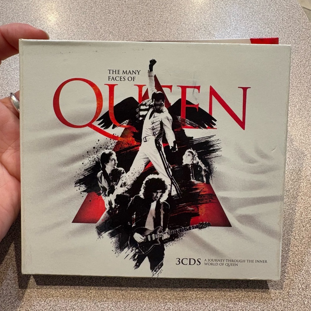 Queen 3CD Box Set, The Many Faces of Queen – White & Red Cover Artwork
